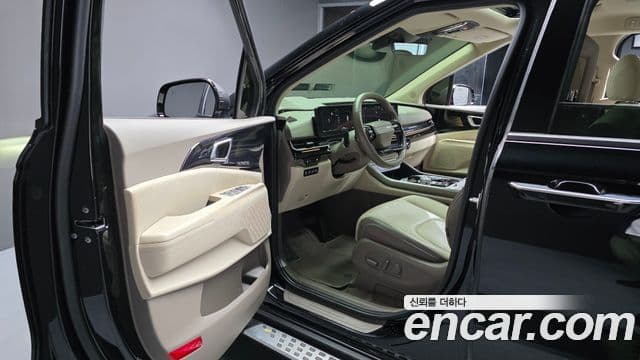 Kia Carnival 2024 — Фото 8/20