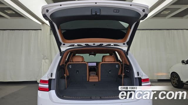 Genesis GV80 2023 — Photo 7/40
