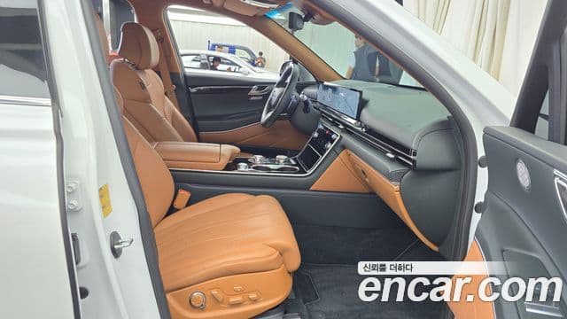Genesis GV80 2023 — Photo 32/40