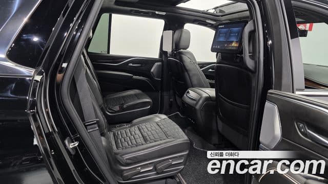 Cadillac Escalade 2022 — Şəkil 15/20