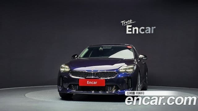 Kia Stinger 2020 — Фото 3/20
