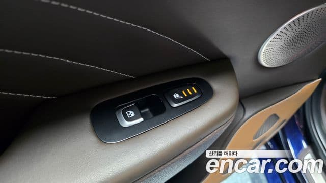 Kia Stinger 2020 — Фото 18/20