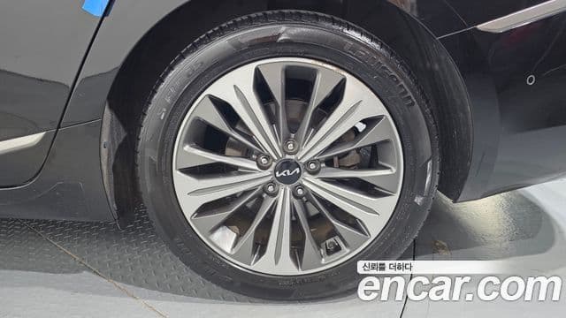 Kia K8 2022 — Photo 24/37