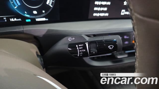Kia K8 2022 — Photo 11/37