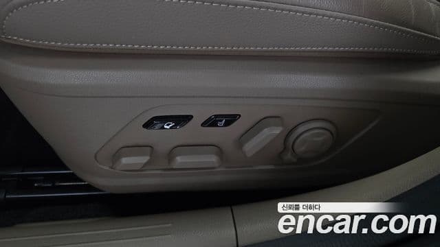 Kia K8 2022 — Photo 4/37