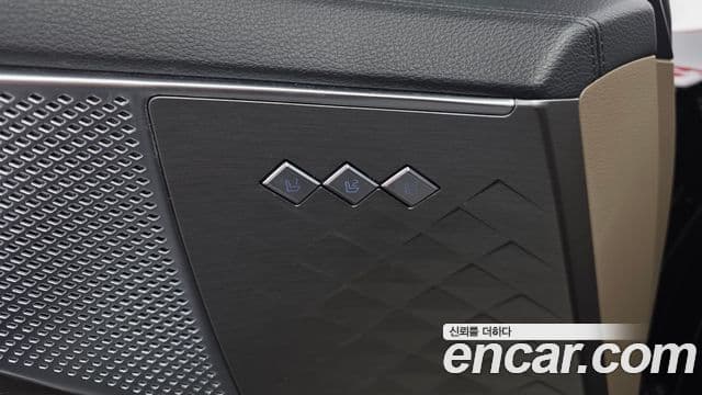 Kia K8 2022 — Photo 29/37
