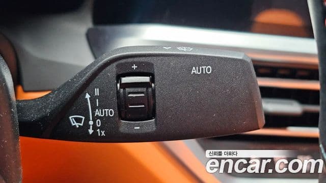 BMW M4 2022 — Photo 19/31