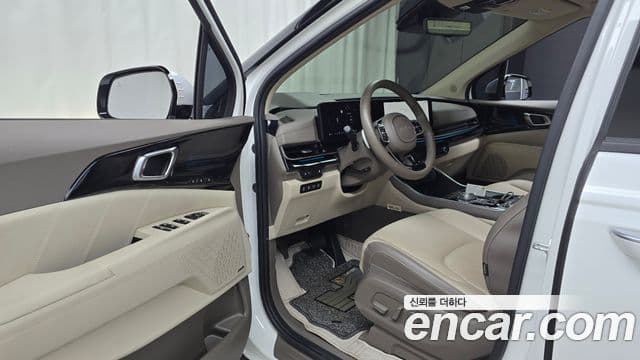 Kia Carnival 2024 — Şəkil 2/39