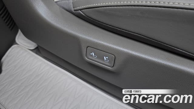 Kia Carnival 2024 — Şəkil 31/39