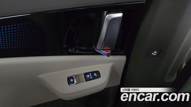 Kia Carnival 2024 — Şəkil 24/39