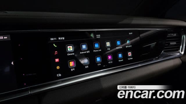 Porsche Panamera 2018 — ფოტო 30/38