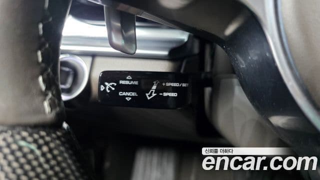 Porsche Panamera 2018 — Şəkil 33/38