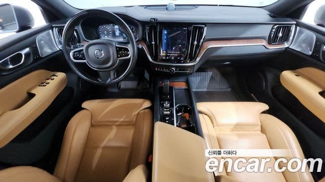 Volvo V60 Cross Country 2021 — Фото 7/20