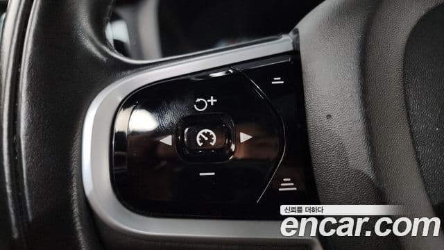 Volvo V60 Cross Country 2021 — Фото 16/20