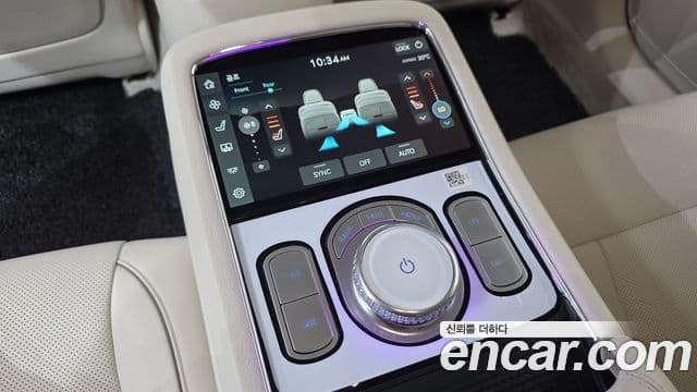 Genesis G90 2022 — Photo 28/39