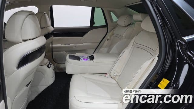 Genesis G90 2022 — Photo 6/39