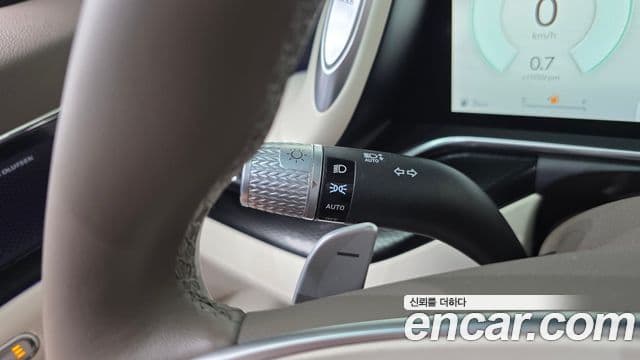 Genesis G90 2022 — Photo 38/39