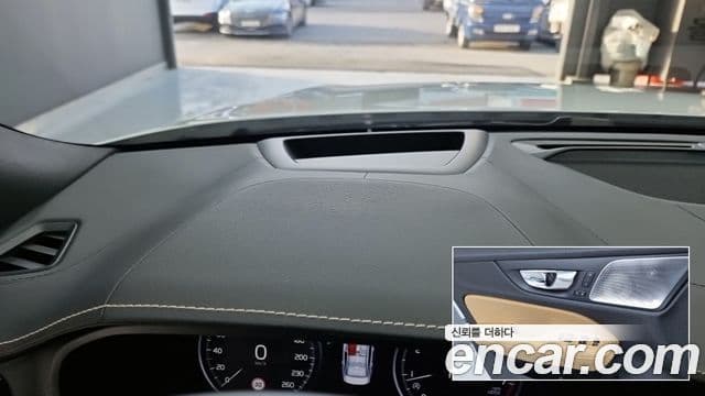 Volvo S60 2021 — Photo 5/18