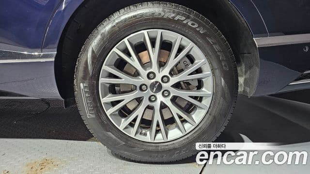Genesis GV80 2024 — ფოტო 27/32