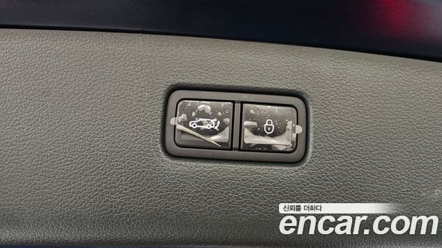 Genesis GV80 2024 — ფოტო 31/32