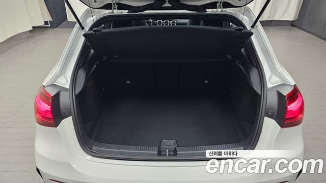Mercedes-Benz A-Class 2025 — ფოტო 19/30