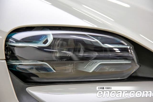 Porsche Taycan 2021 — Şəkil 2/20