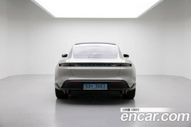 Porsche Taycan 2021 — Şəkil 15/20