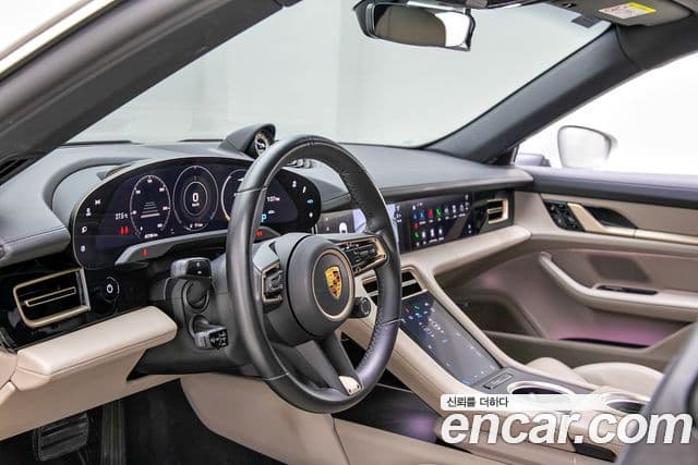 Porsche Taycan 2021 — Şəkil 13/20