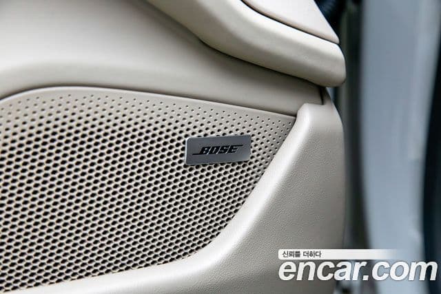 Porsche Taycan 2021 — Şəkil 18/20