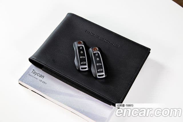 Porsche Taycan 2021 — Şəkil 3/20
