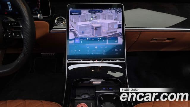 Mercedes-Benz S-Class 2023 — Photo 21/35