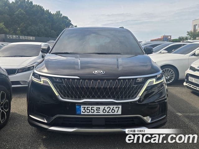 Kia Carnival 2021 — Фото 1/20