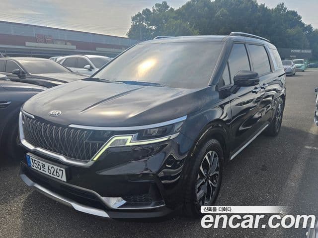 Kia Carnival 2021 — Фото 2/20