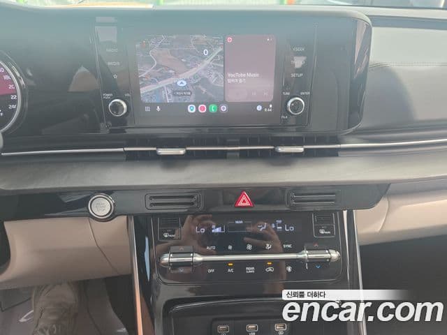 Kia Carnival 2021 — Фото 14/20