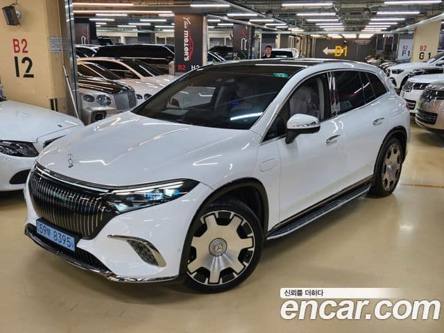 Mercedes-Benz EQS SUV 2024 — Photo 2/20