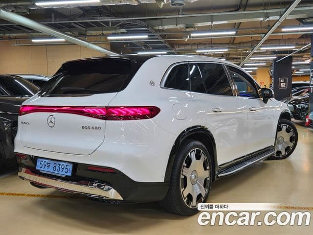 Mercedes-Benz EQS SUV 2024 — Photo 5/20