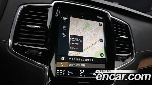 Volvo XC90 2019 — ფოტო 15/39