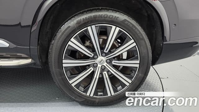 Volvo XC90 2019 — ფოტო 19/39