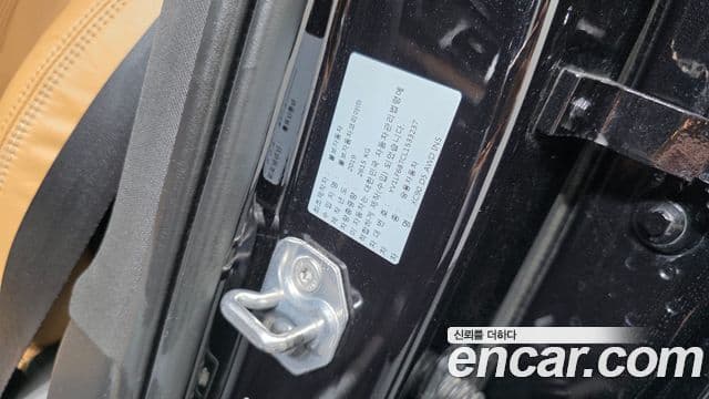 Volvo XC90 2019 — ფოტო 35/39