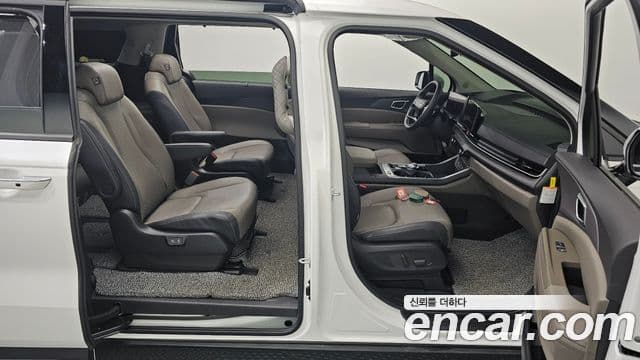 Kia Carnival 2025 — Фото 12/20