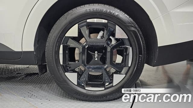 Kia Carnival 2025 — Photo 24/32
