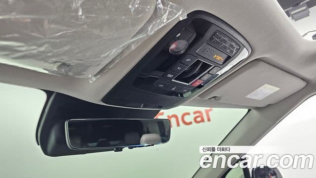 Kia Carnival 2025 — Photo 18/32