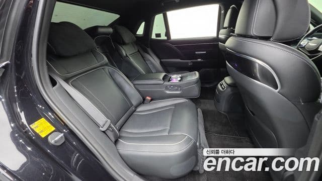 Genesis G90 2022 — ფოტო 18/20