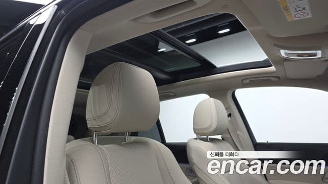 Mercedes-Benz GLE-Class 2023 — Şəkil 16/20