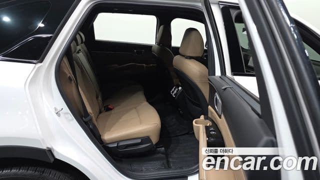 Kia Sorento 2023 — Фото 12/20