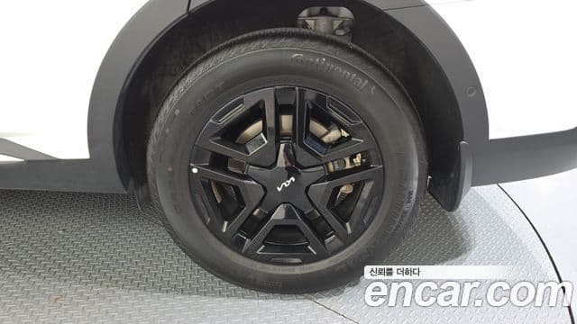 Kia Sorento 2023 — Photo 30/34