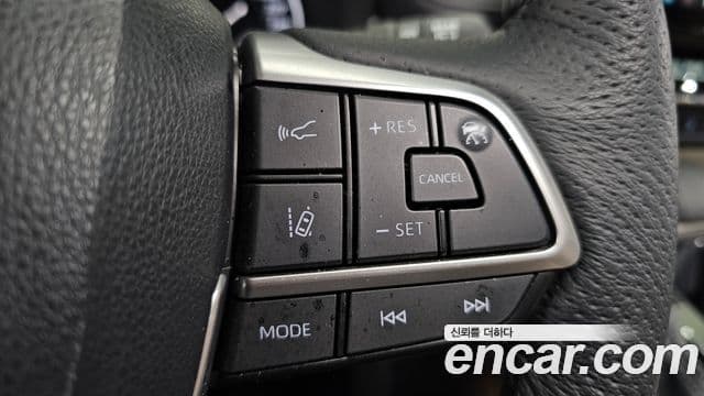 Toyota Sienna 2022 — ფოტო 30/38