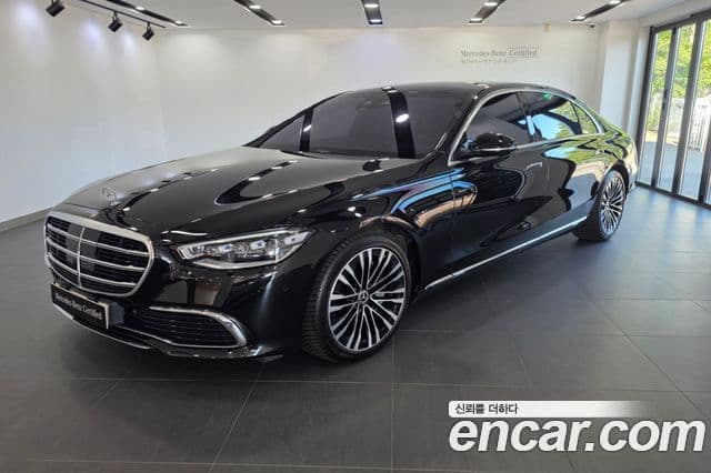 Mercedes-Benz S-Class 2023 — Photo 4/20
