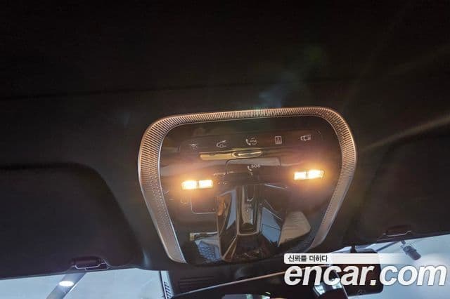 Mercedes-Benz S-Class 2023 — Photo 19/20