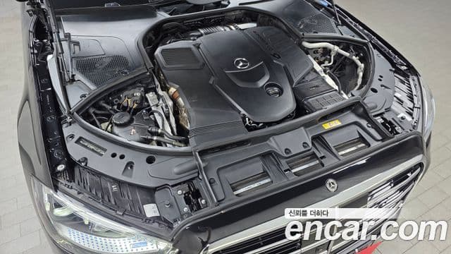 Mercedes-Benz S-Class 2023 — Фото 6/20